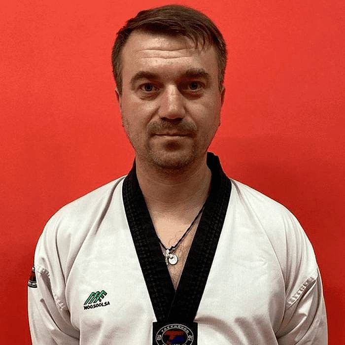 тренер тхэквондо БУРДИН Алексей Александрович