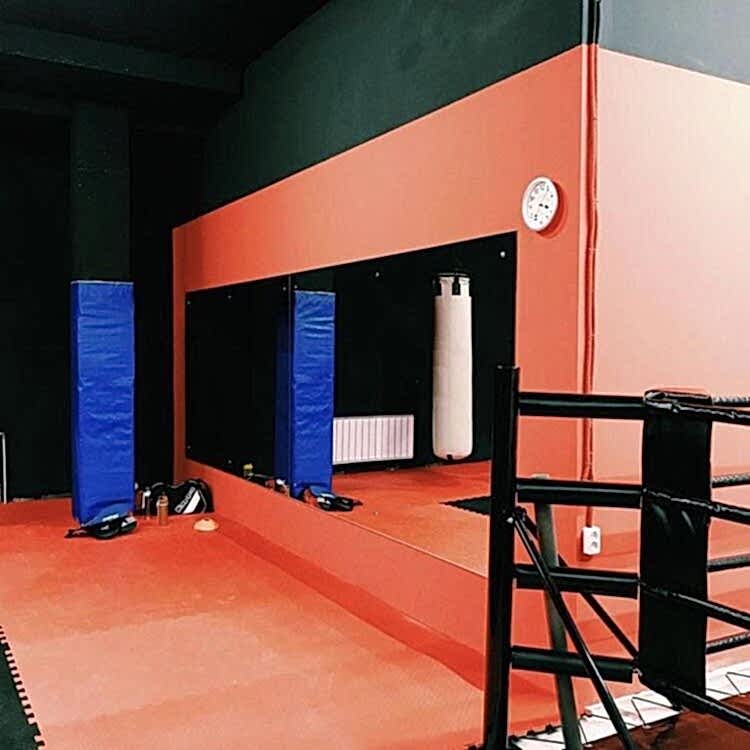 галерея зала клуба УРАЛ